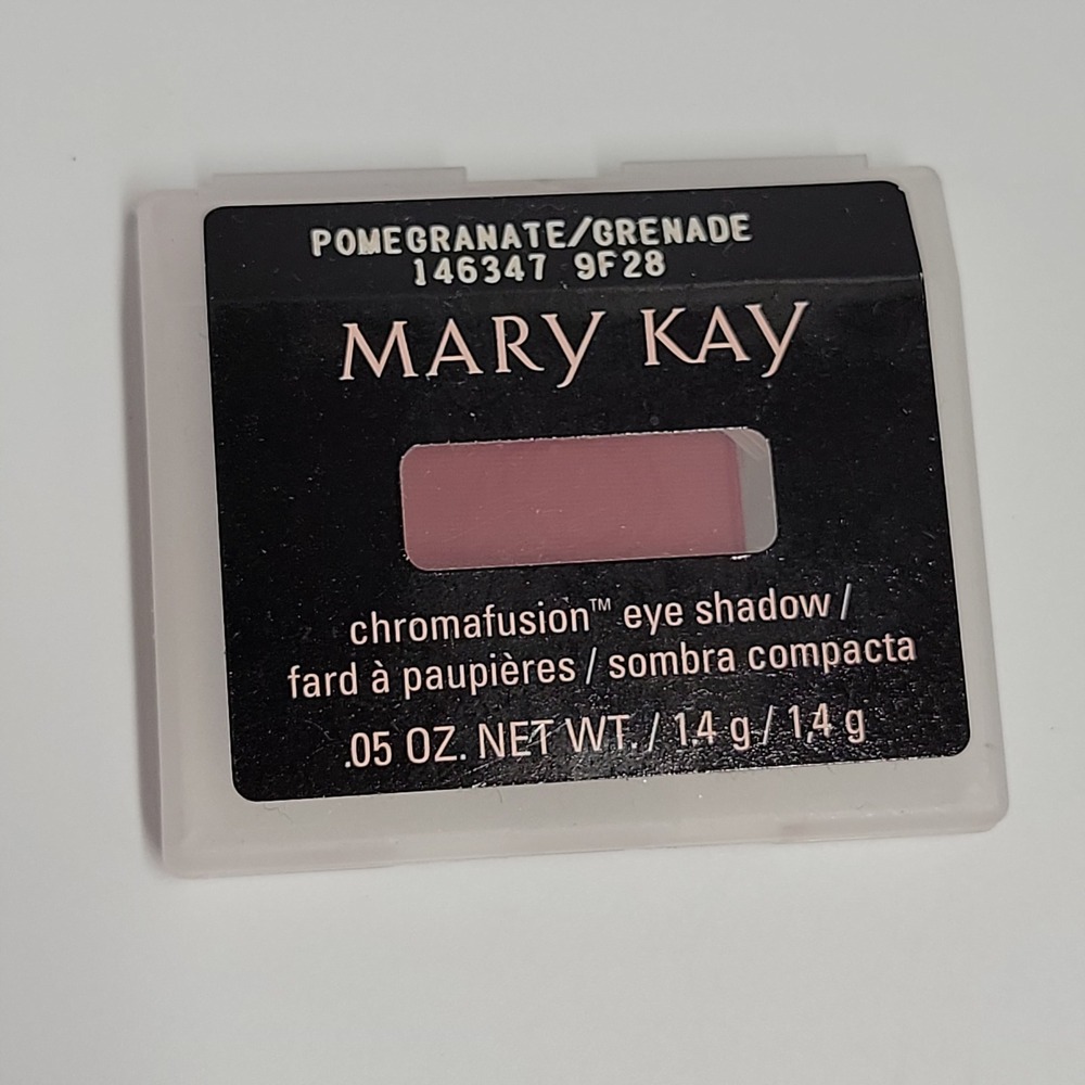 Mary Kay Chromafusion Eye Shadow Pomegranate 146347 Matte .05 oz 1.4g